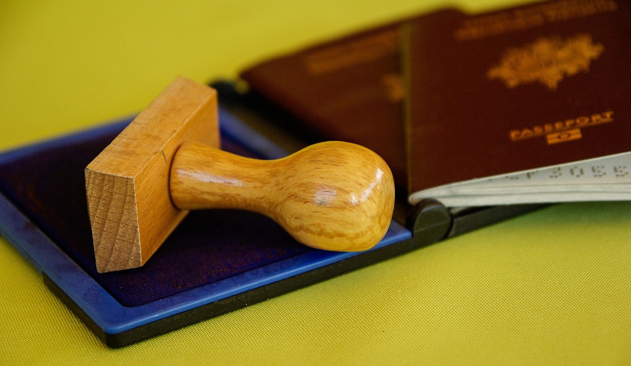 How To Check Your USCIS Service Request Status: 4 Easy Ways